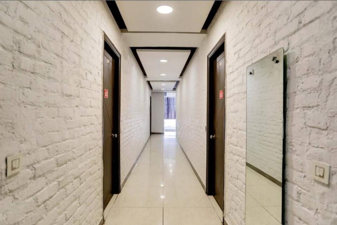 Ashiyana Homes Hotel New Delhi